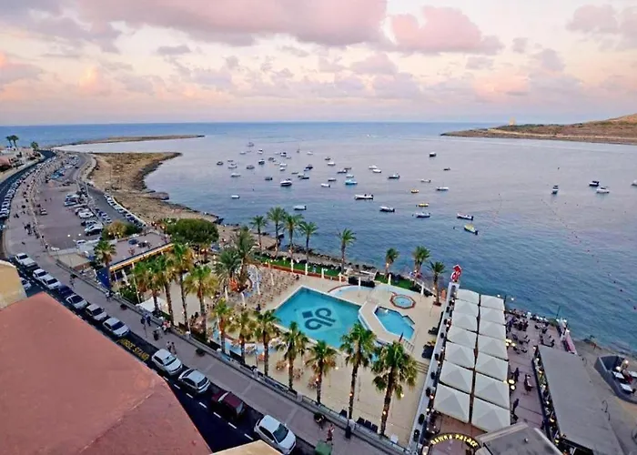 Qawra Palace Resort & Spa